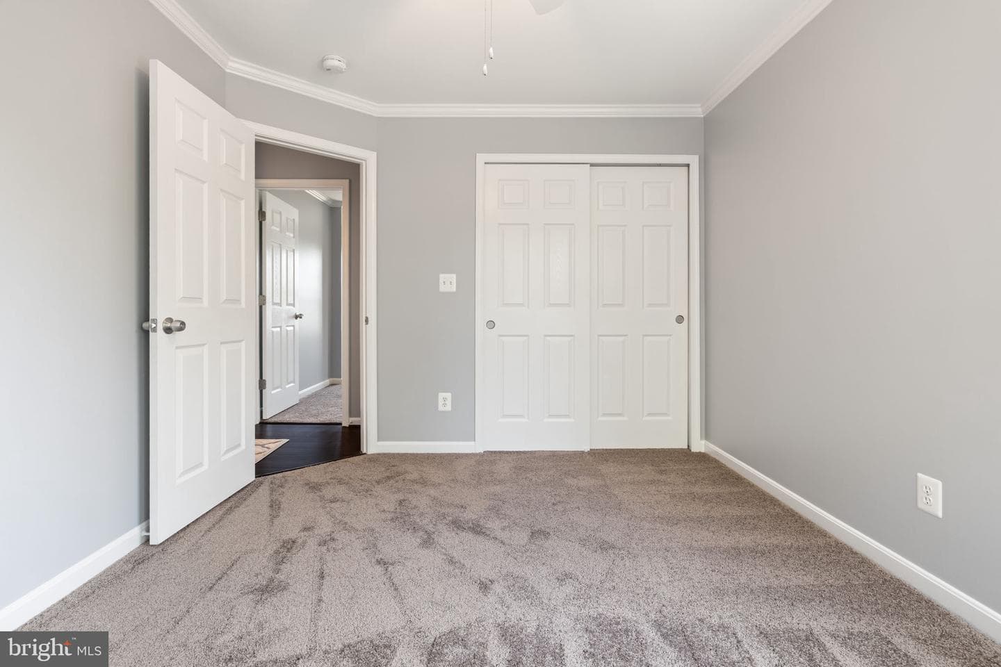 6 Sturbridge Lane photo 40