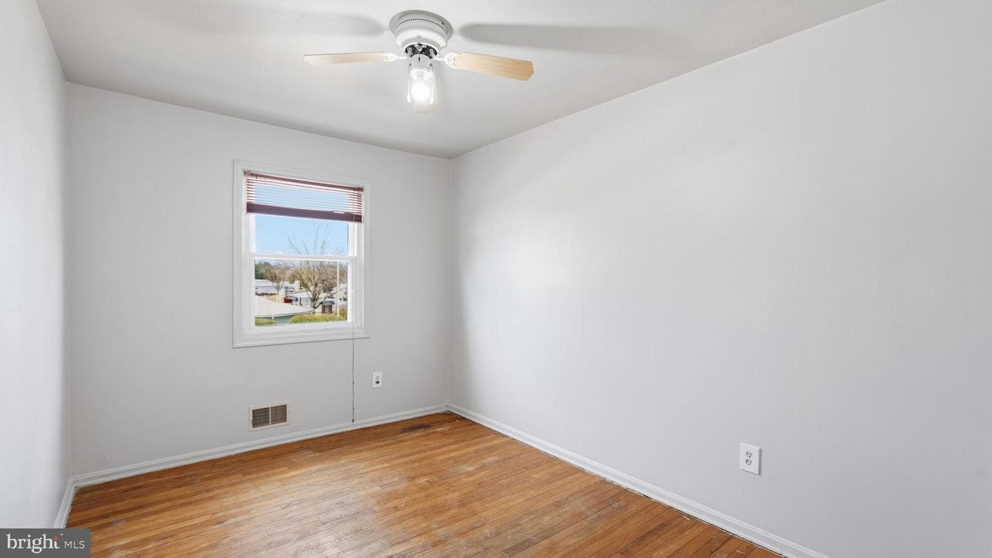 64 Bristol Court photo 19