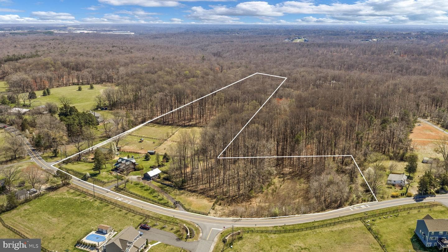 212 Kellogg Mill Road, Fredericksburg