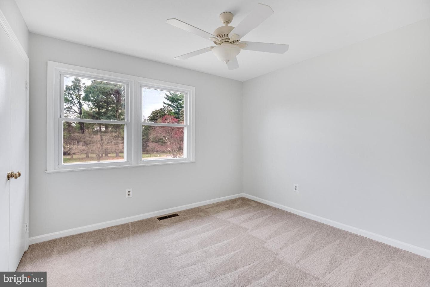 301 Ingleside Drive photo 21