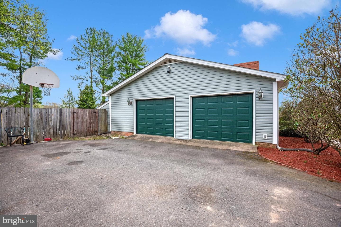 301 Ingleside Drive photo 30