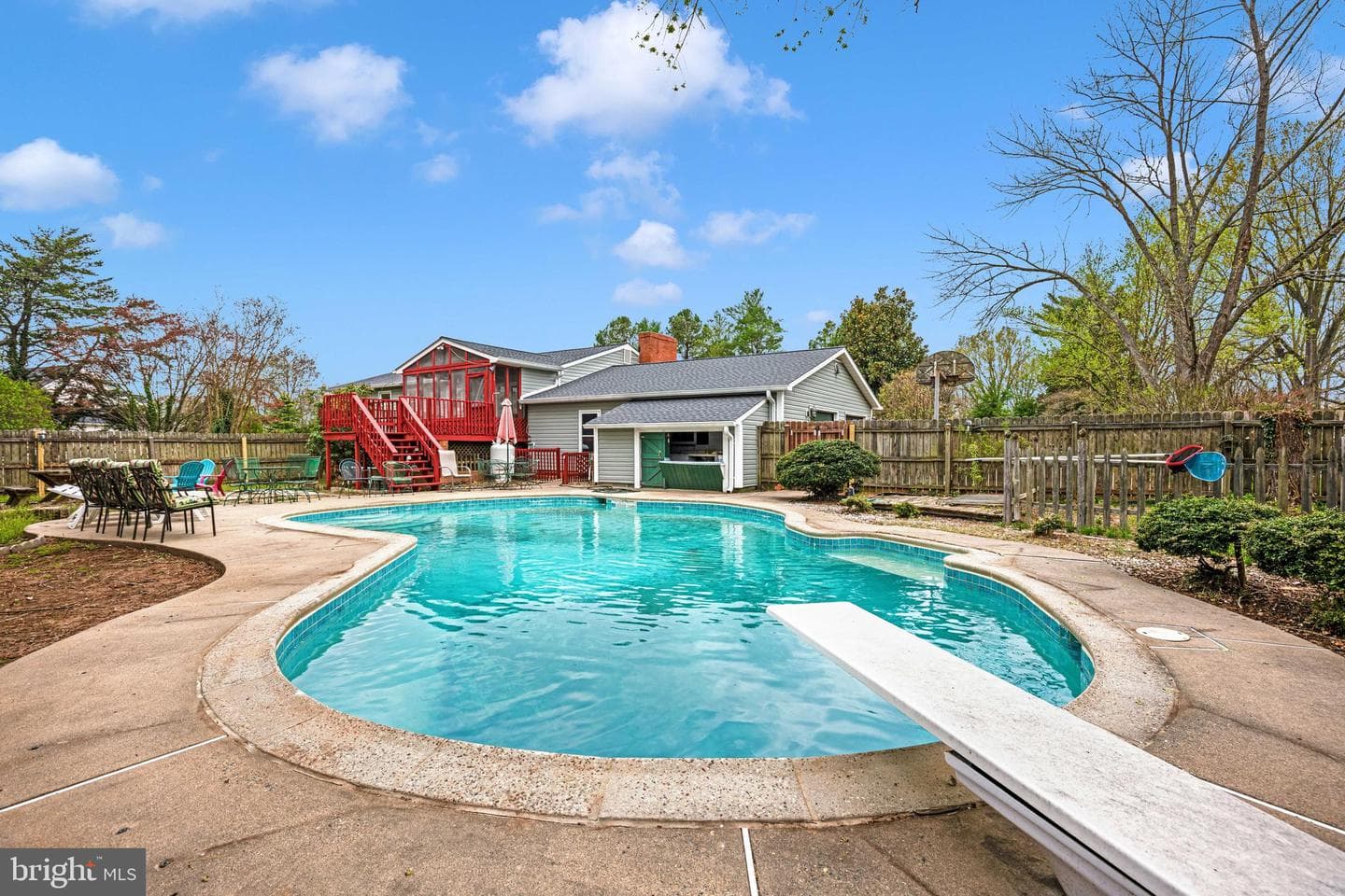 301 Ingleside Drive photo 4