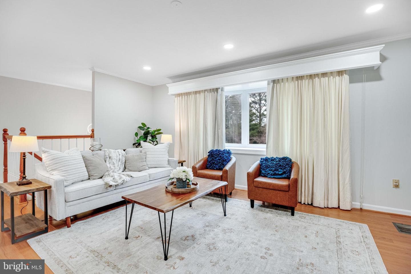 301 Ingleside Drive photo 6