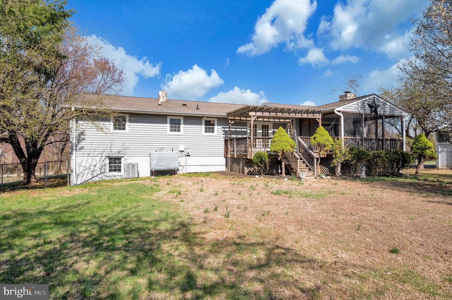 48 Belle Plains Road photo 7