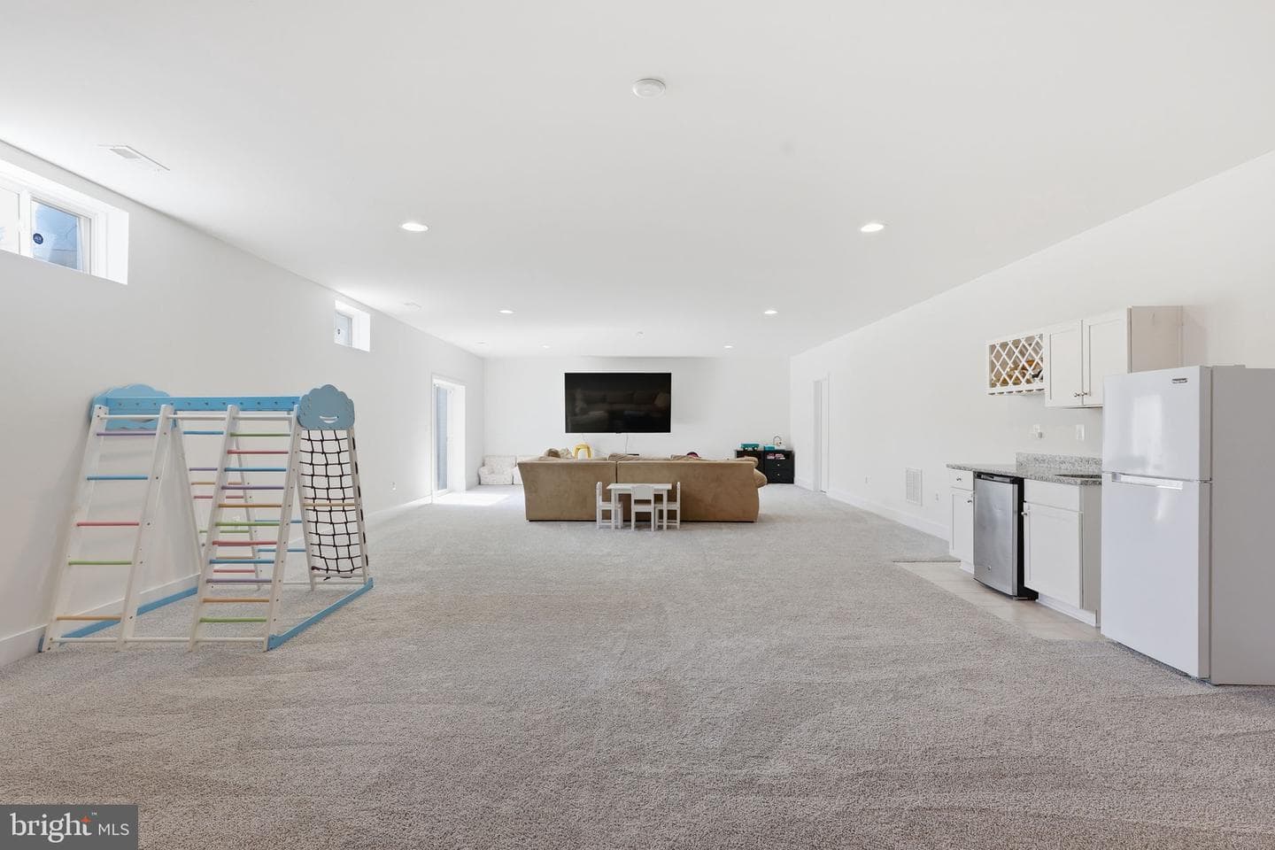 116 Brooke Point Court photo 39