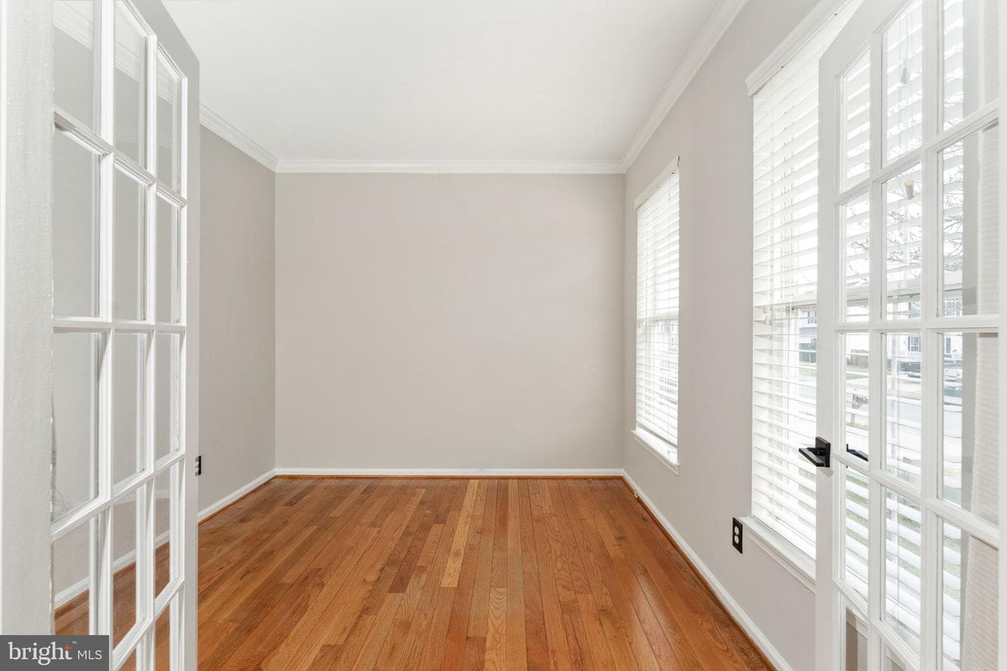 8 River Oak Drive photo 11