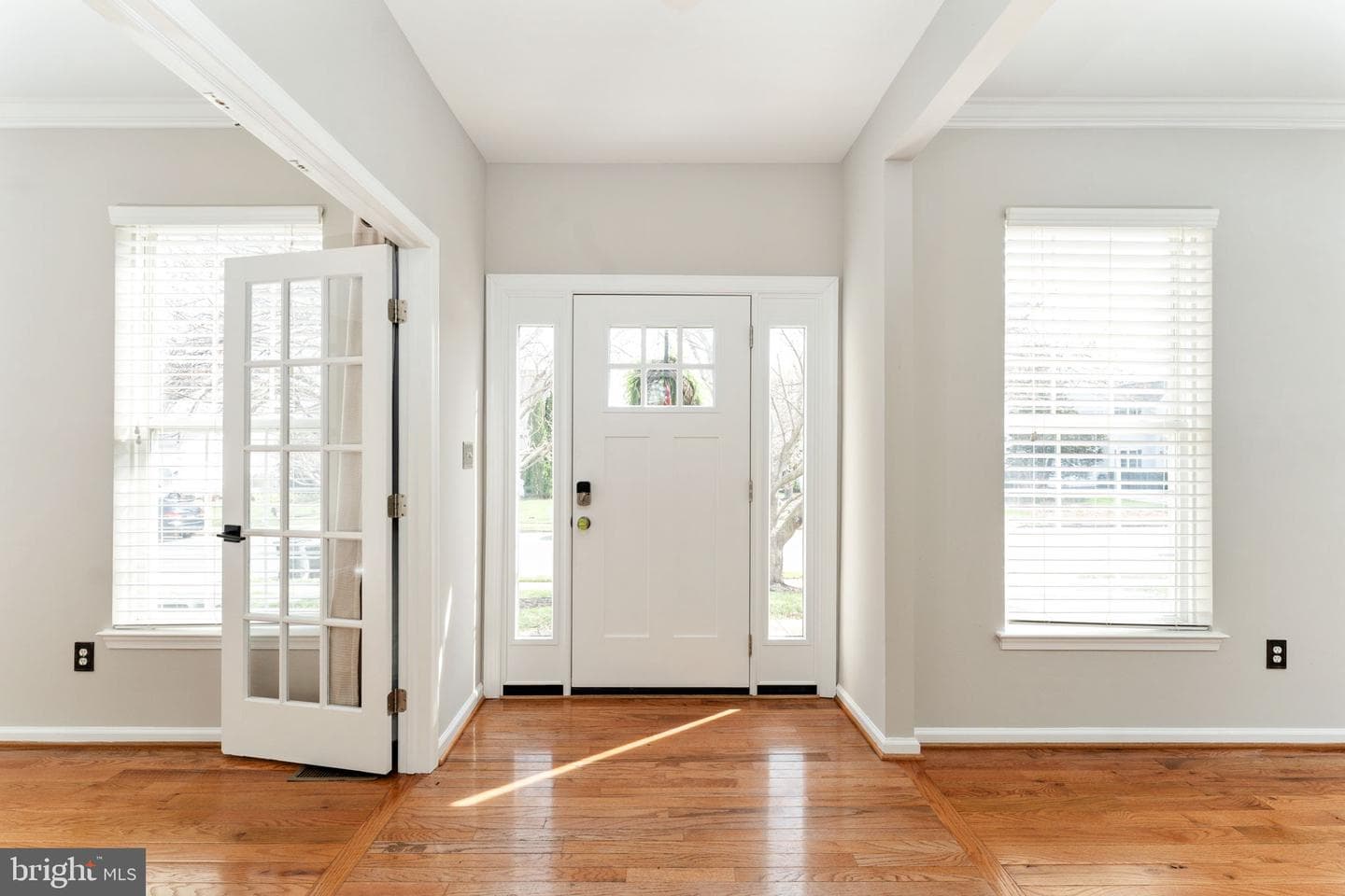 8 River Oak Drive photo 9
