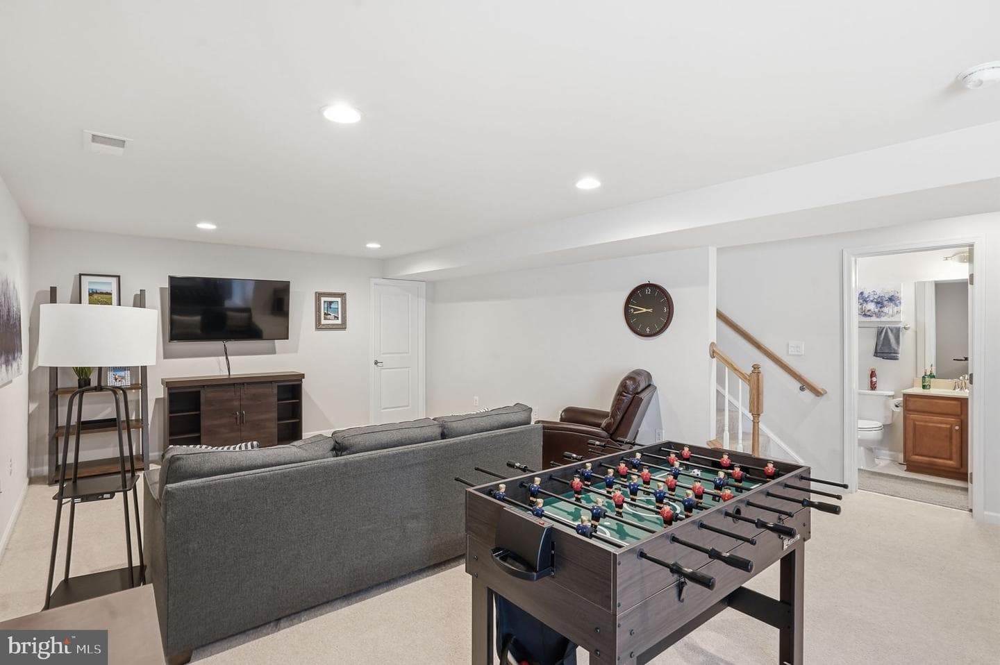 16 White Chapel Lane photo 34