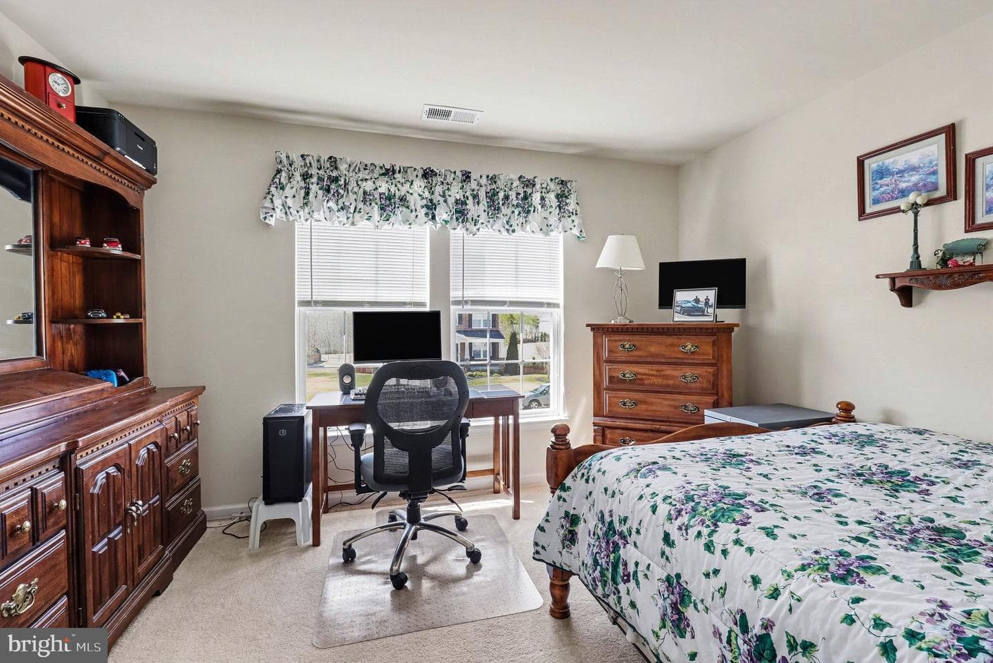 51 Charter Gate Drive photo 14