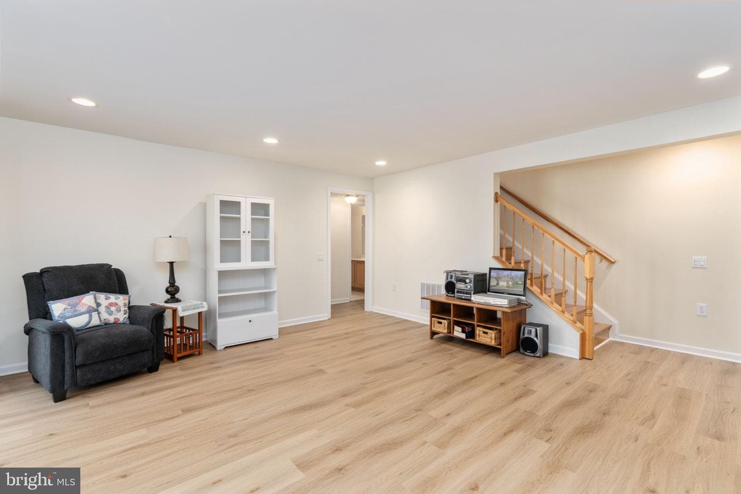 6 Dayton Circle photo 31