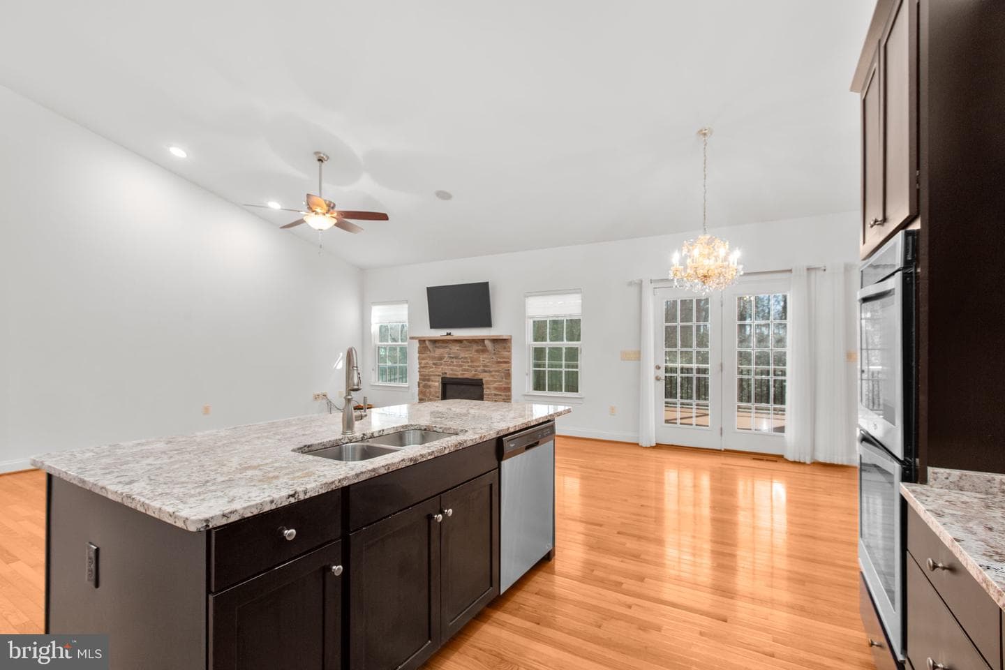 400 Telegraph Road photo 12