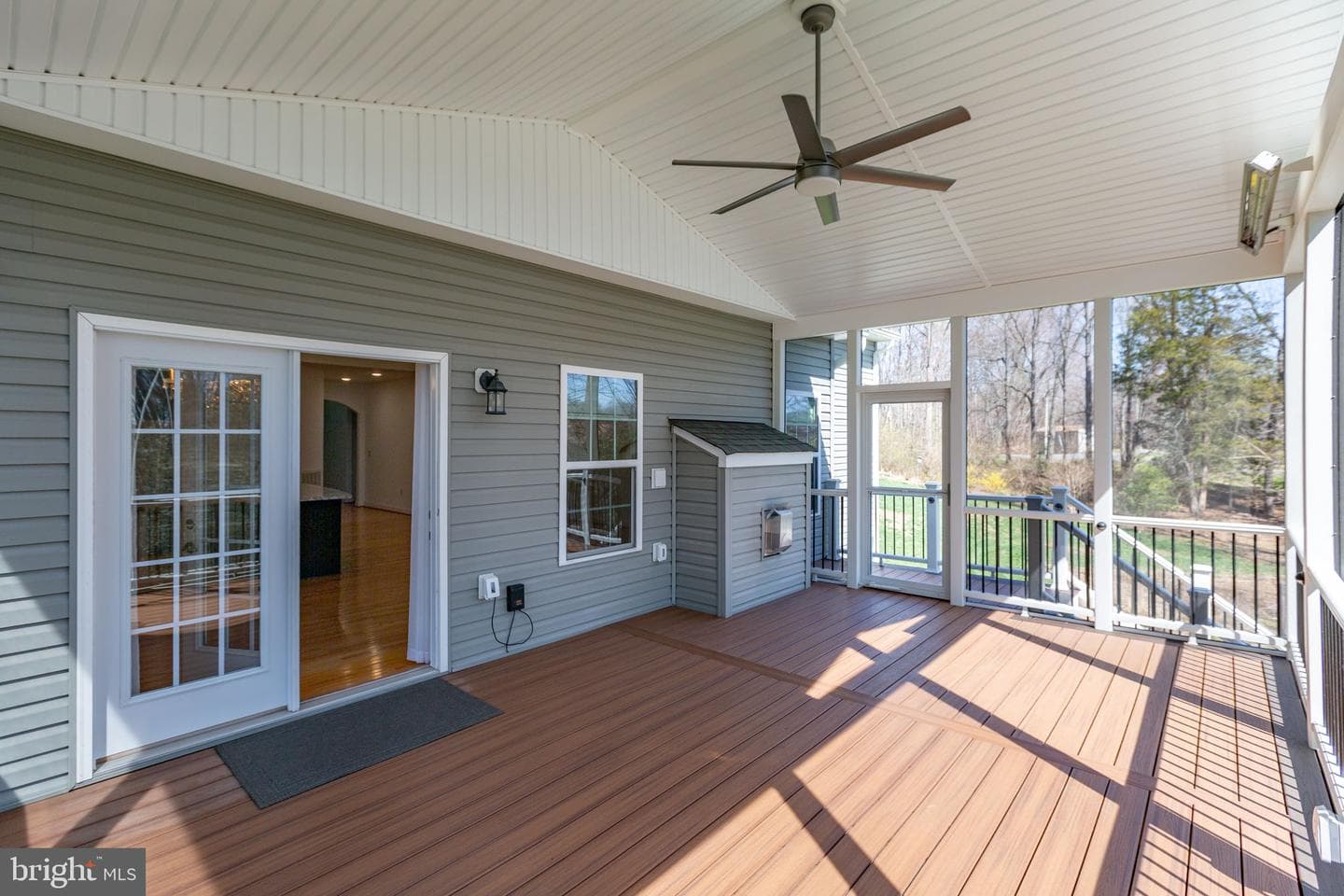 400 Telegraph Road photo 15