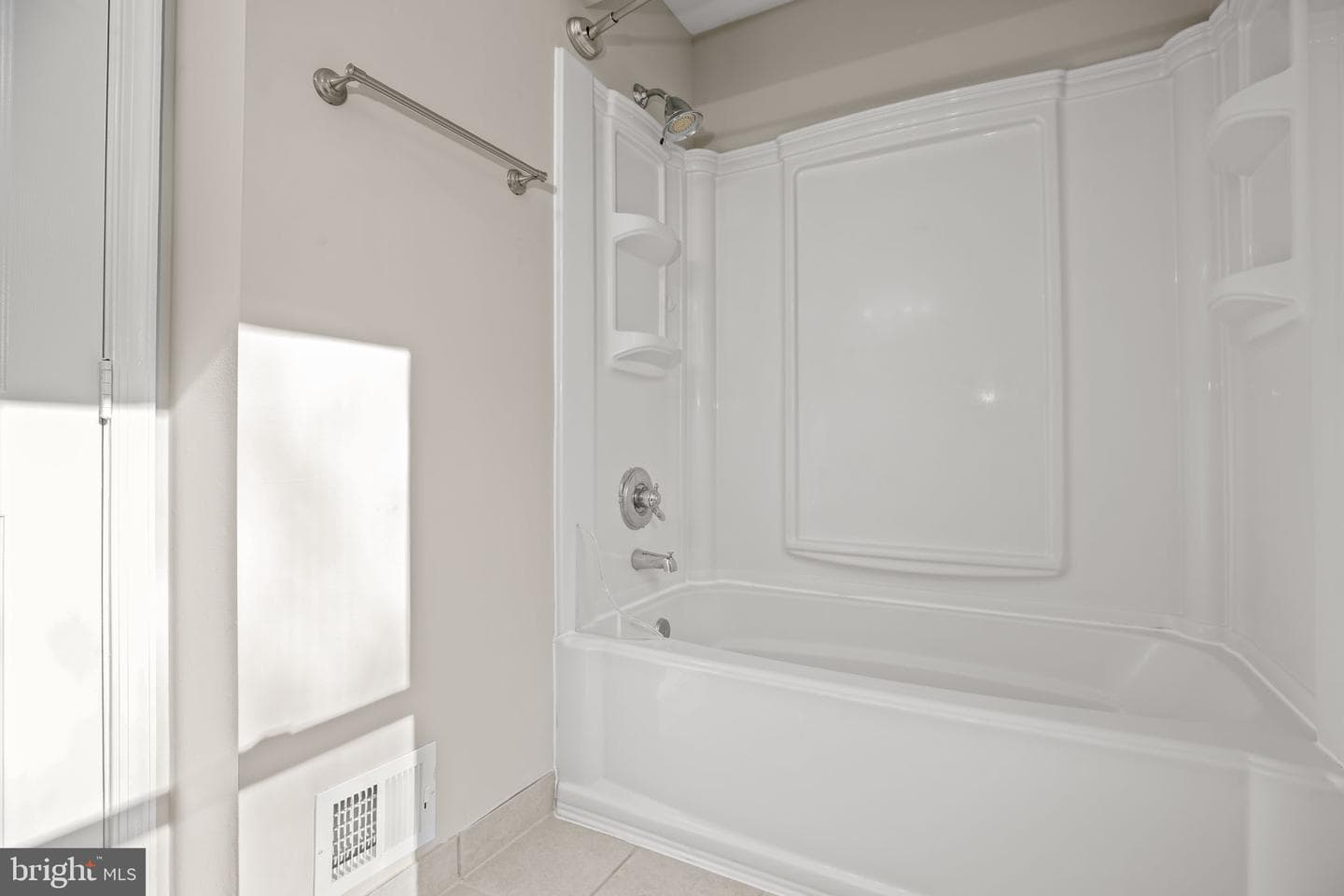 21 Drake Street photo 25
