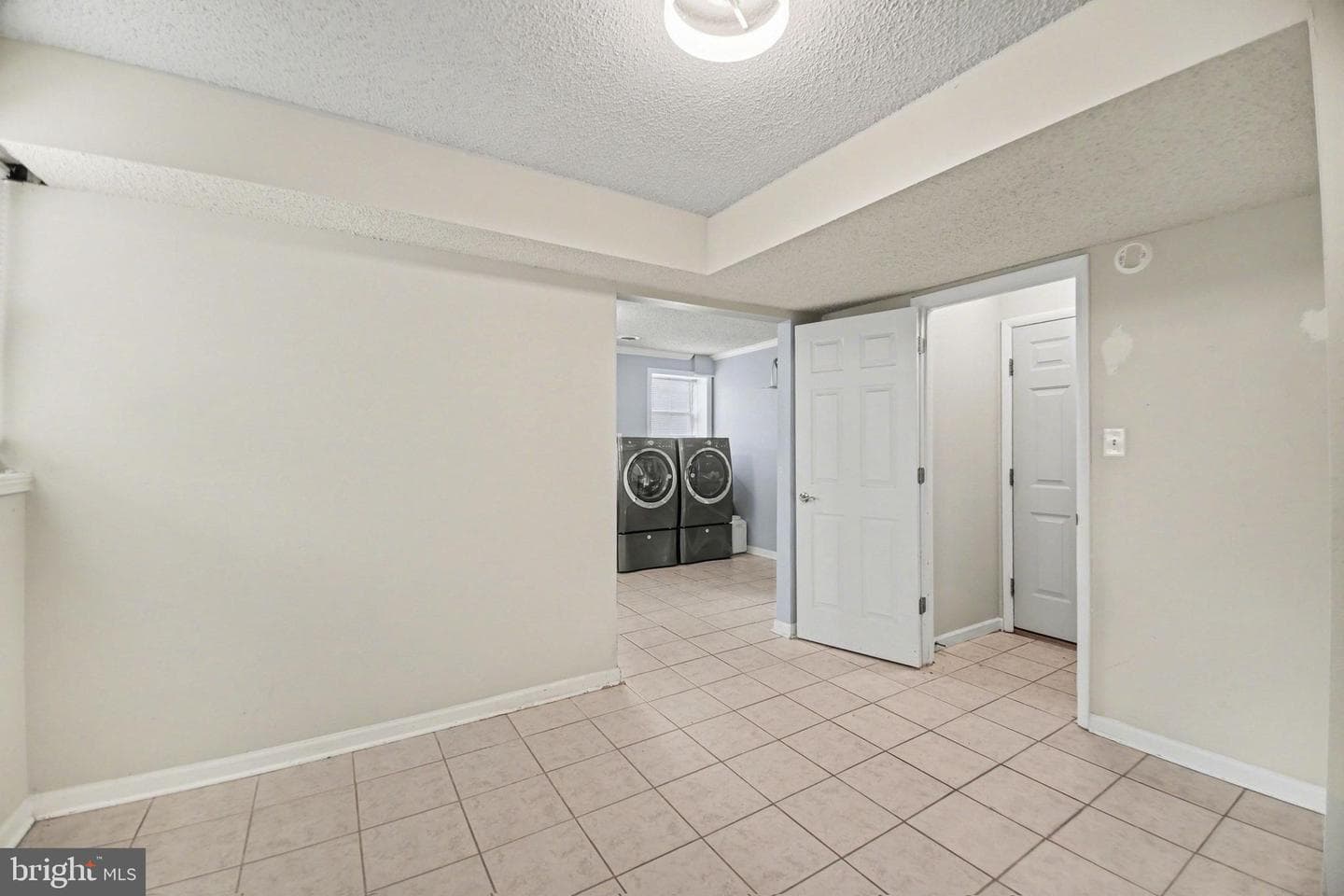 2030 Victoria Drive photo 30
