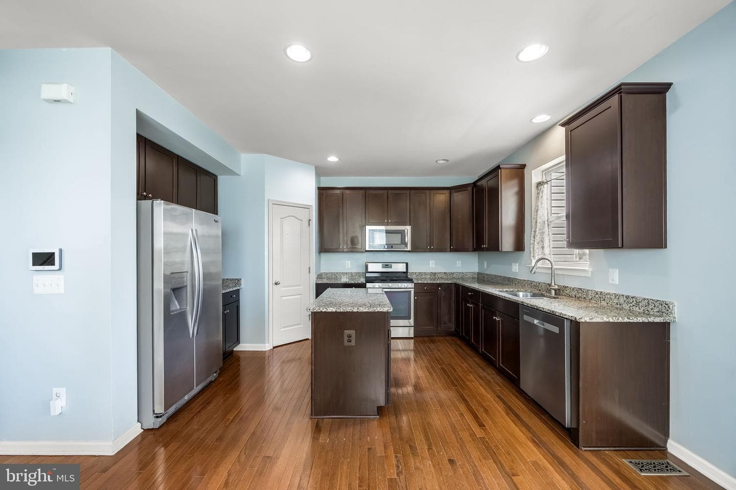 7 Coulter Lane photo 12