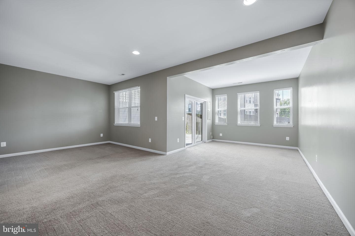 7 Coulter Lane photo 31