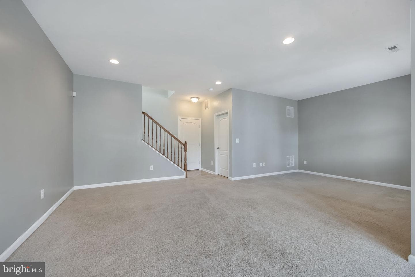 7 Coulter Lane photo 32