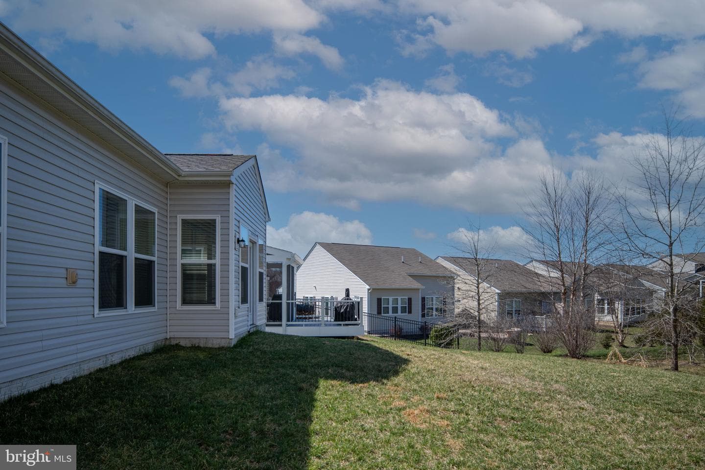 196 Denison Street photo 49