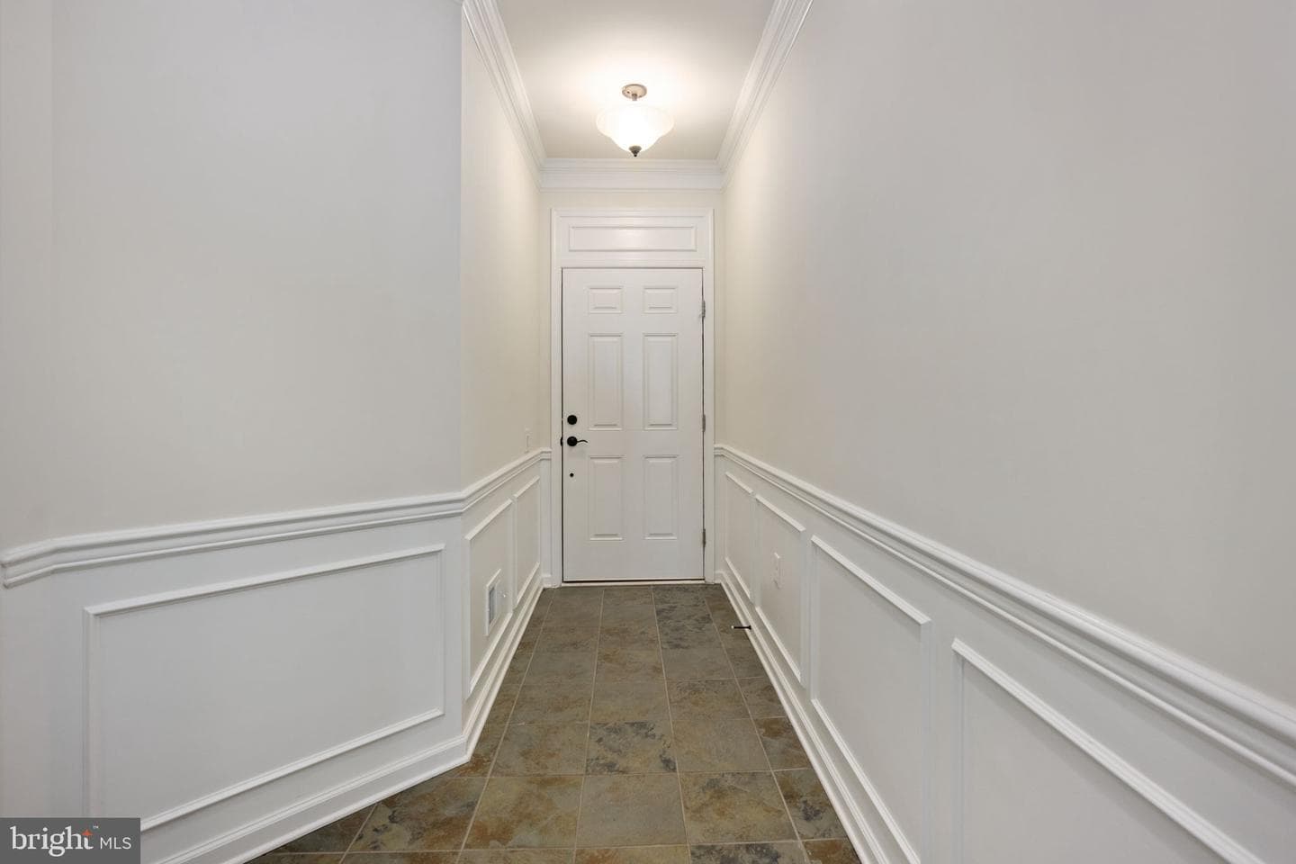 196 Denison Street photo 9