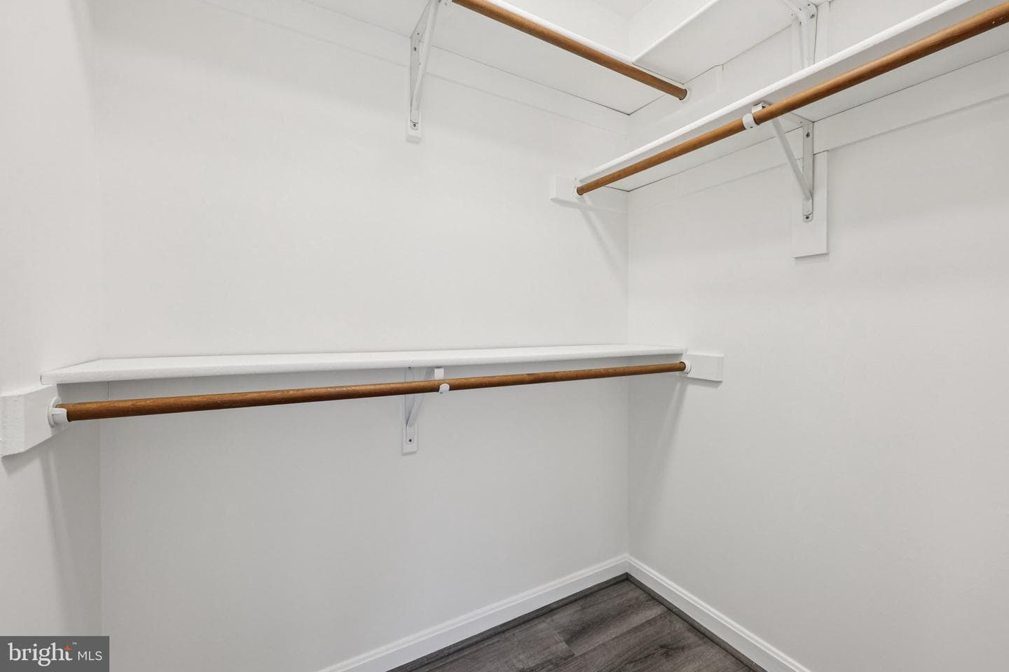 13 Howard Circle photo 18