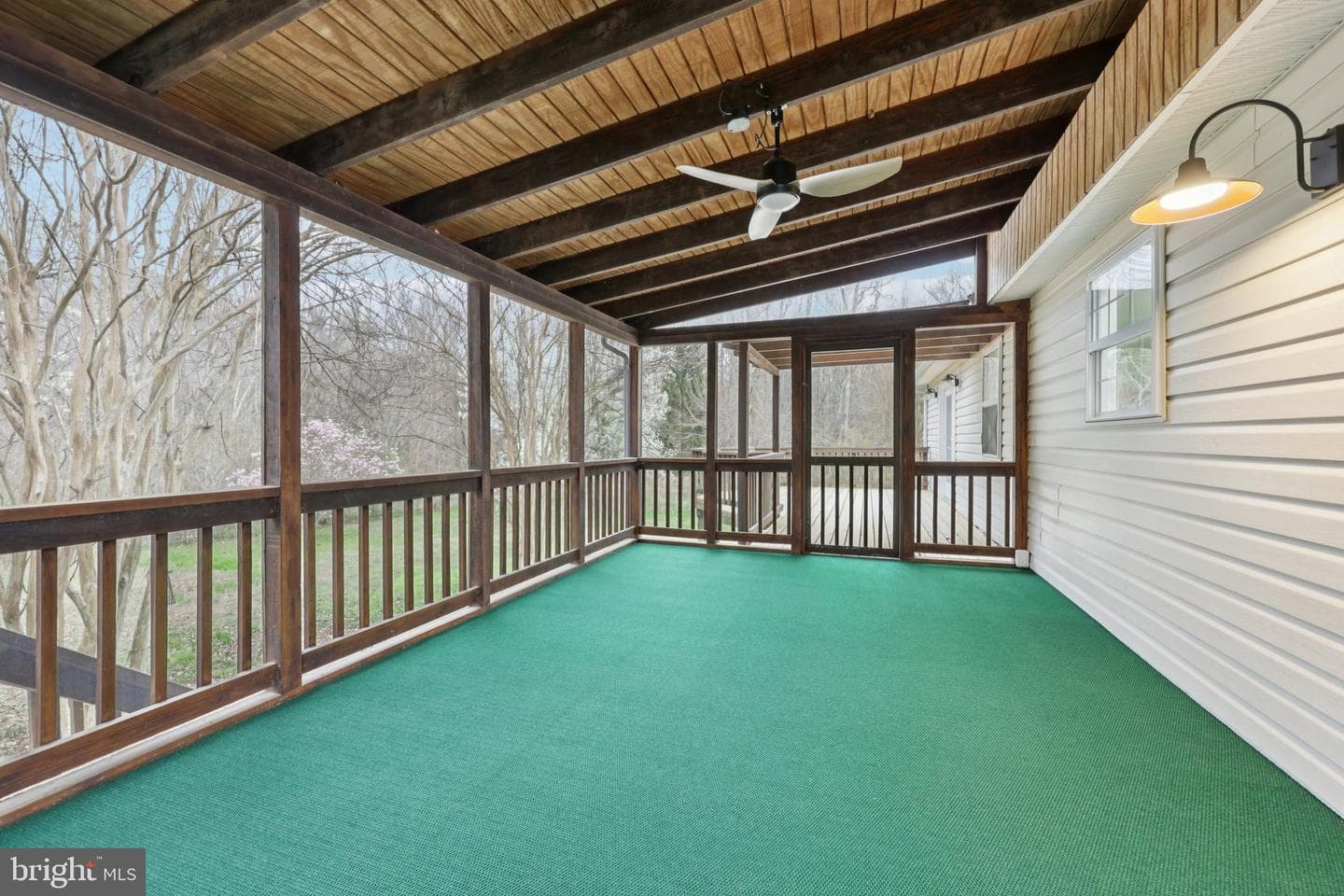 13 Howard Circle photo 37