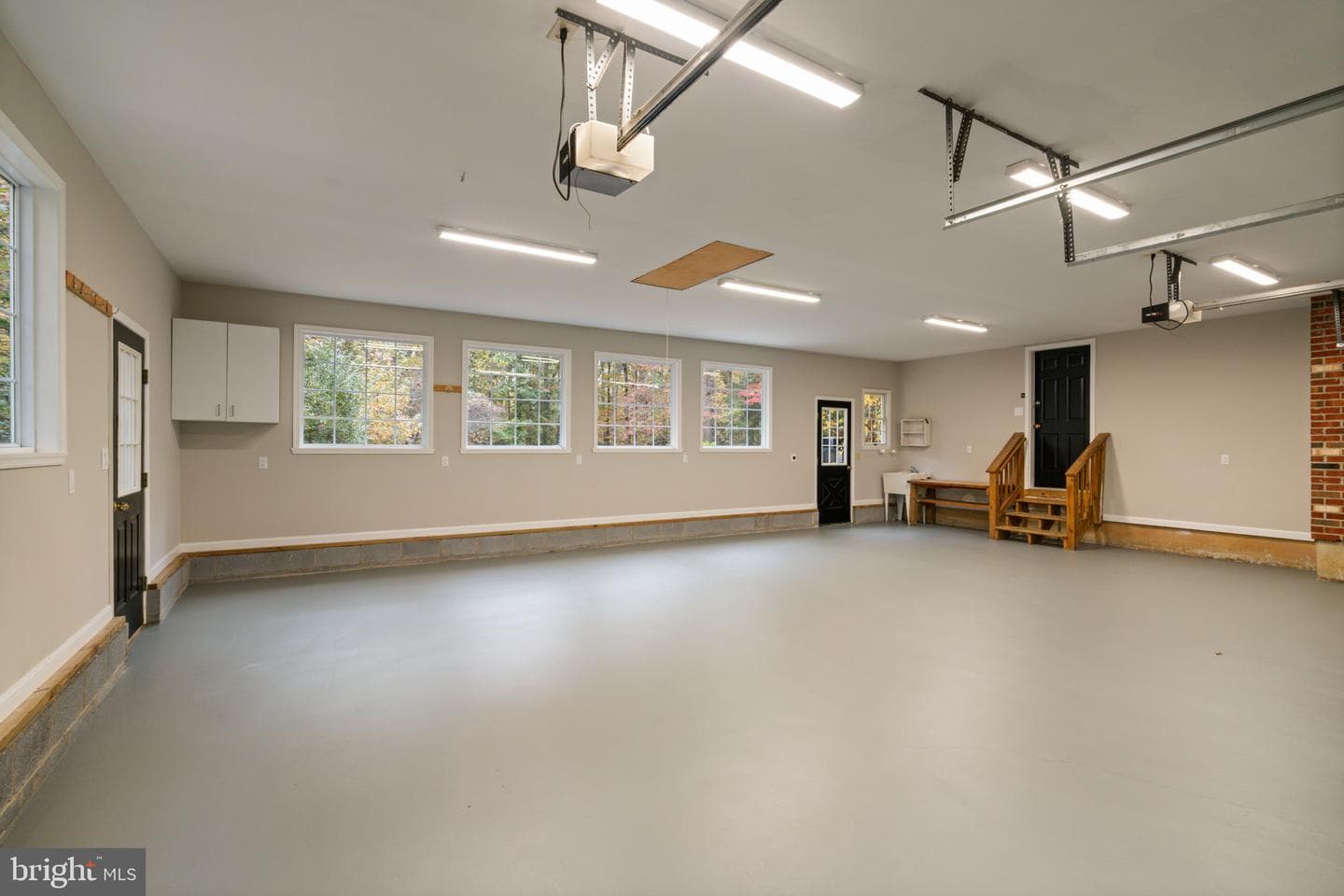 19 Windrush Court photo 30
