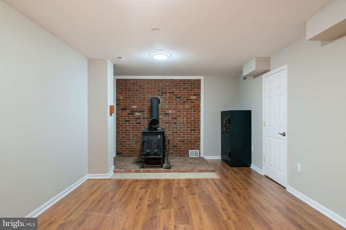 19 Windrush Court photo 49