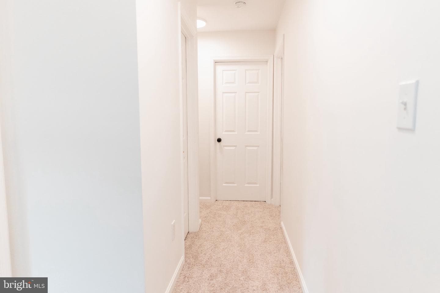 73 Village Grove Road photo 27