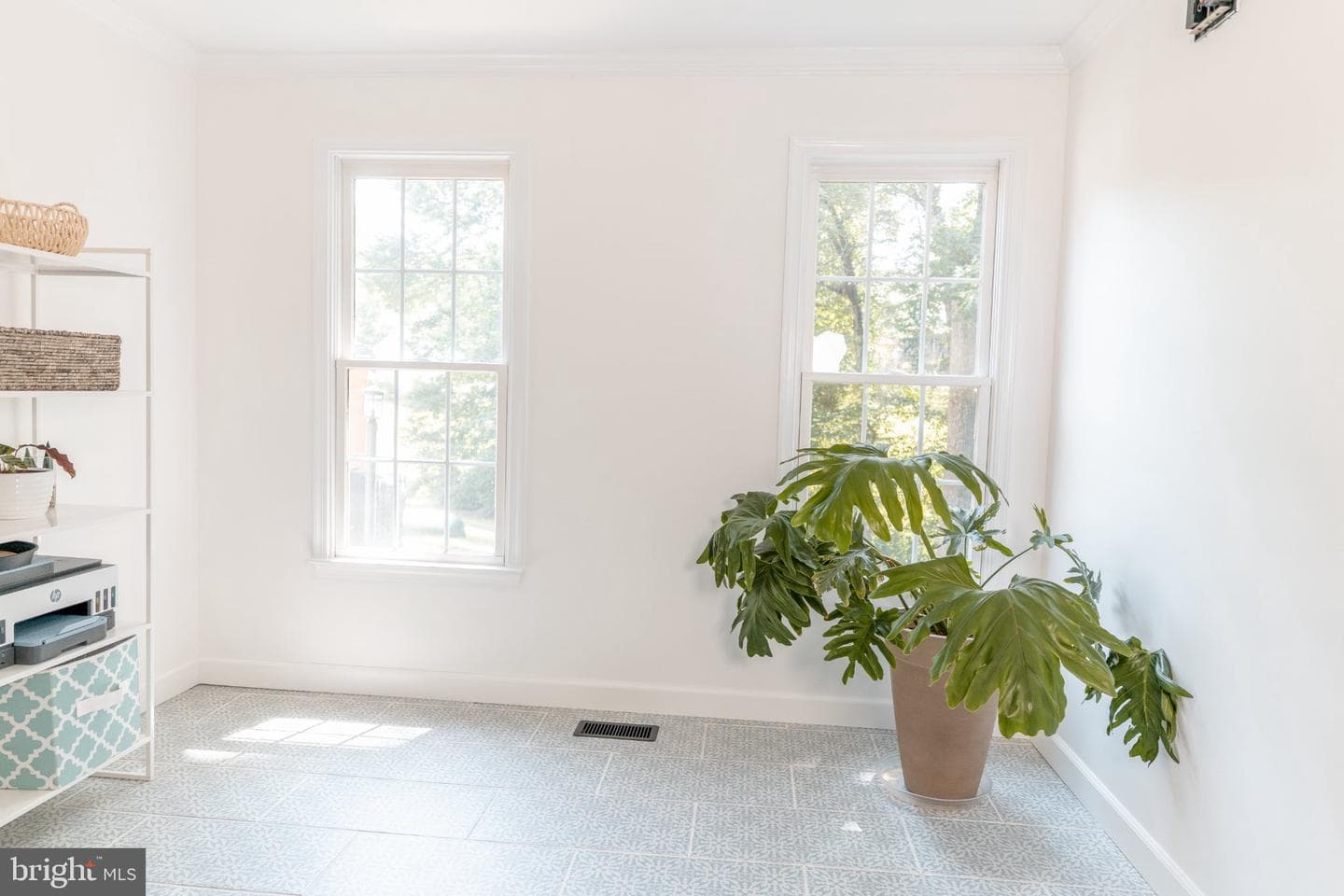 73 Village Grove Road photo 5