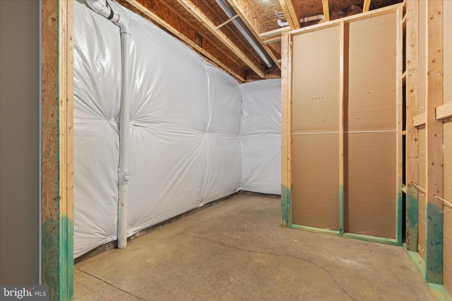 515 Sourwood Court photo 64