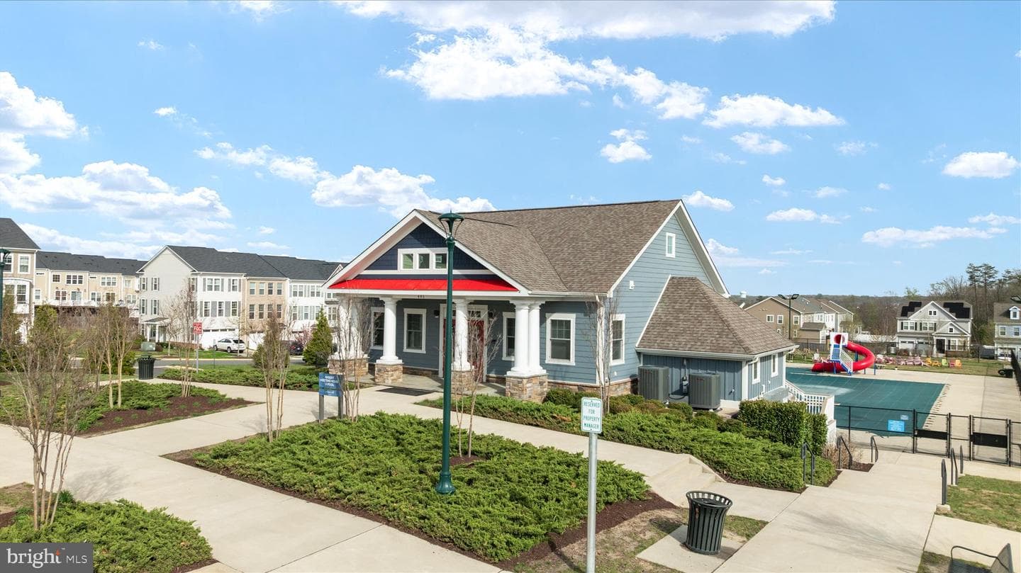 515 Sourwood Court photo 86