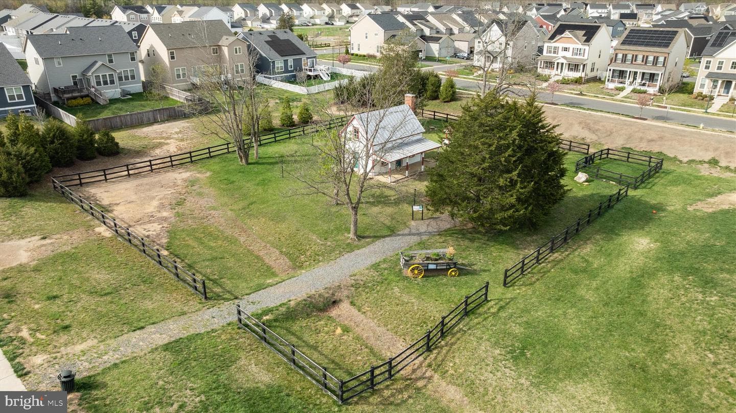 515 Sourwood Court photo 91