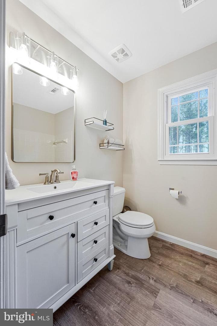119 Marchant Drive photo 27