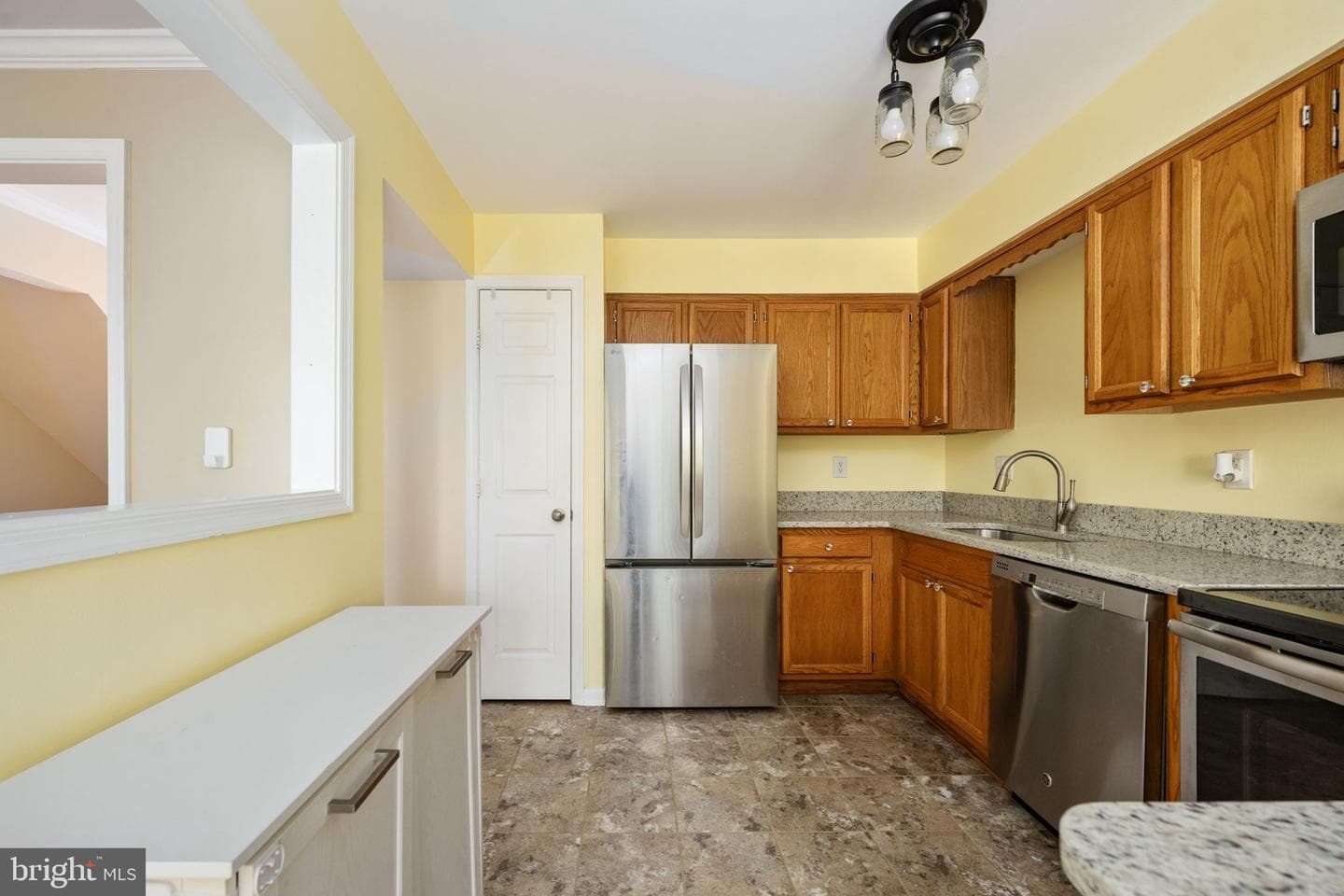 207 Knollwood Court photo 14