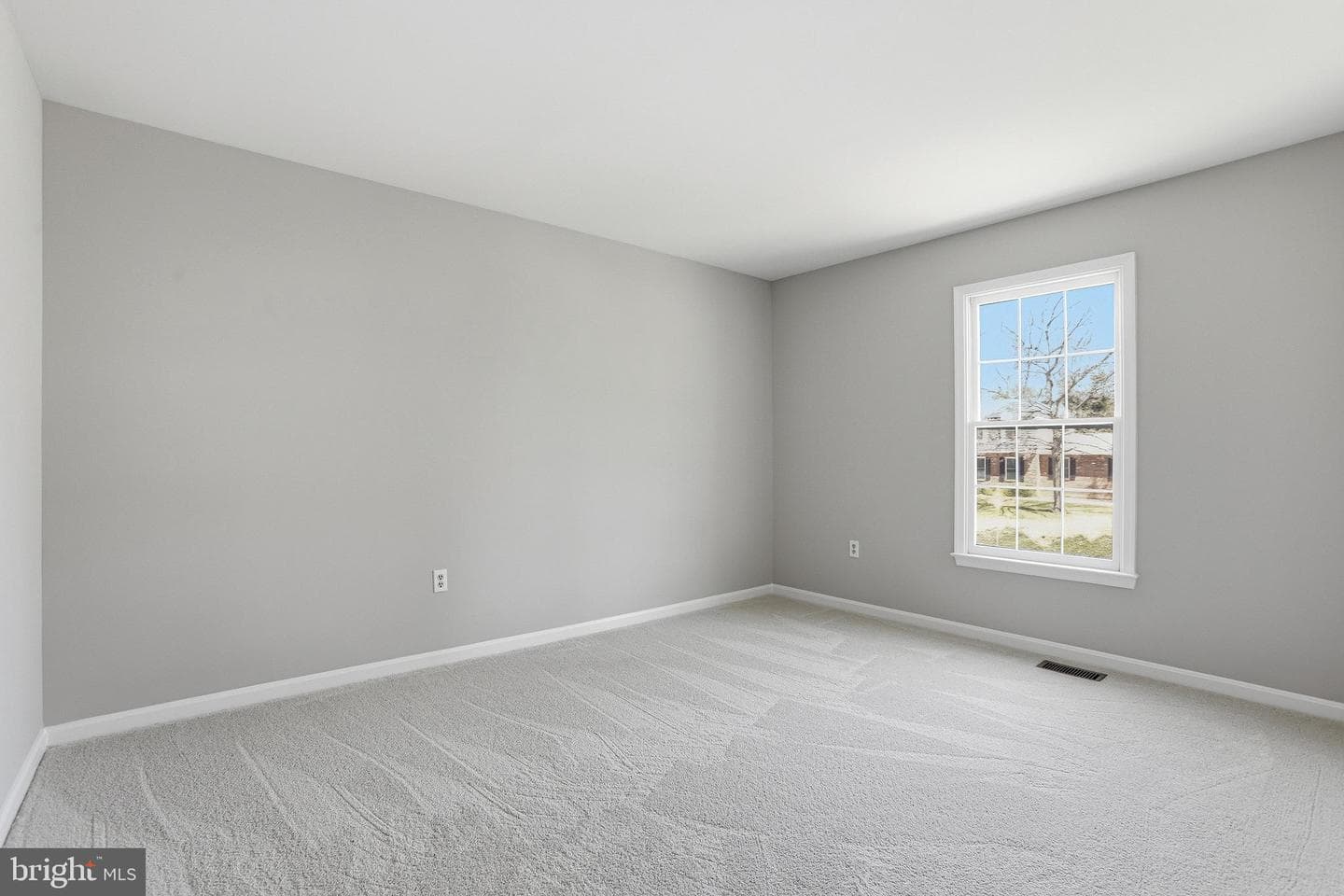 6 Lord Fairfax Drive photo 19