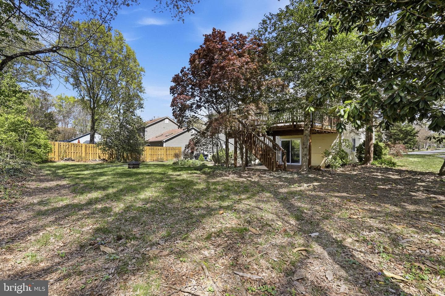 6 Lord Fairfax Drive photo 38