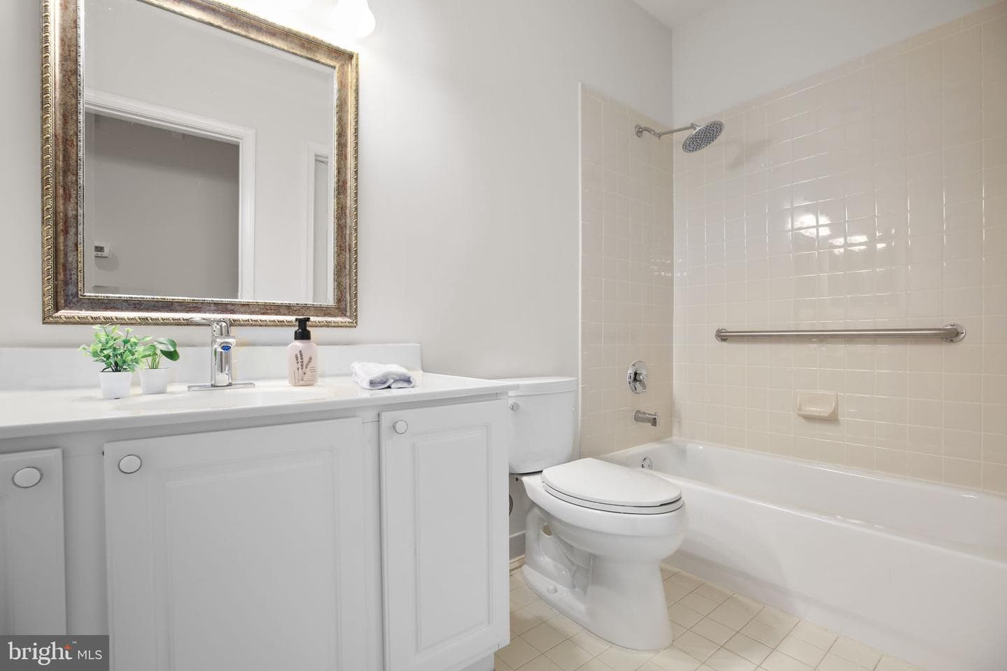 164 Bridgewater Circle photo 32