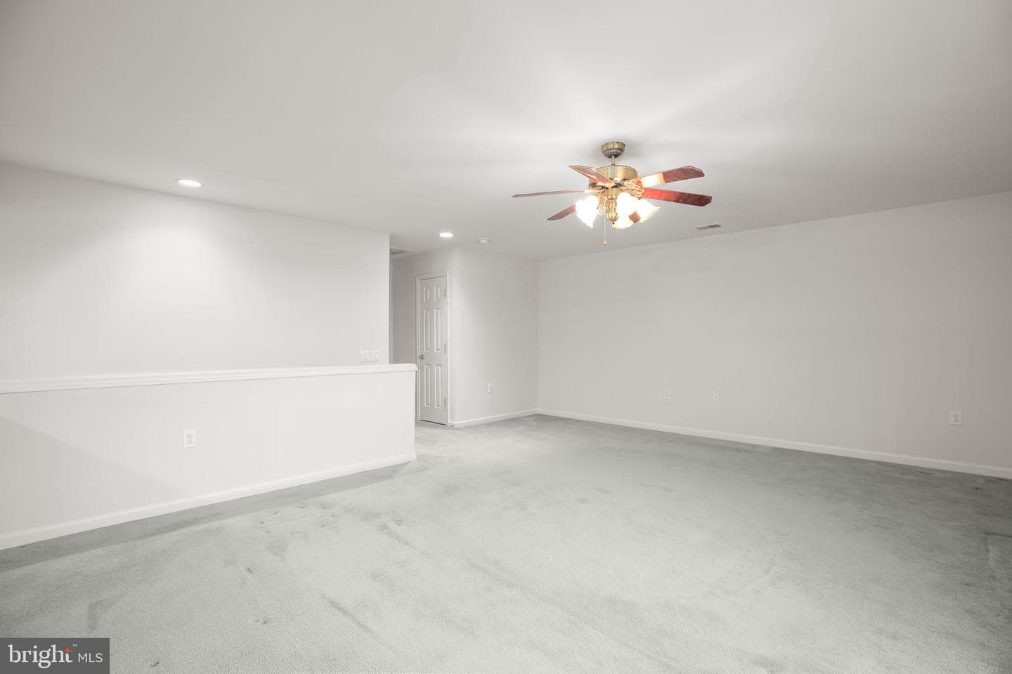 164 Bridgewater Circle photo 37
