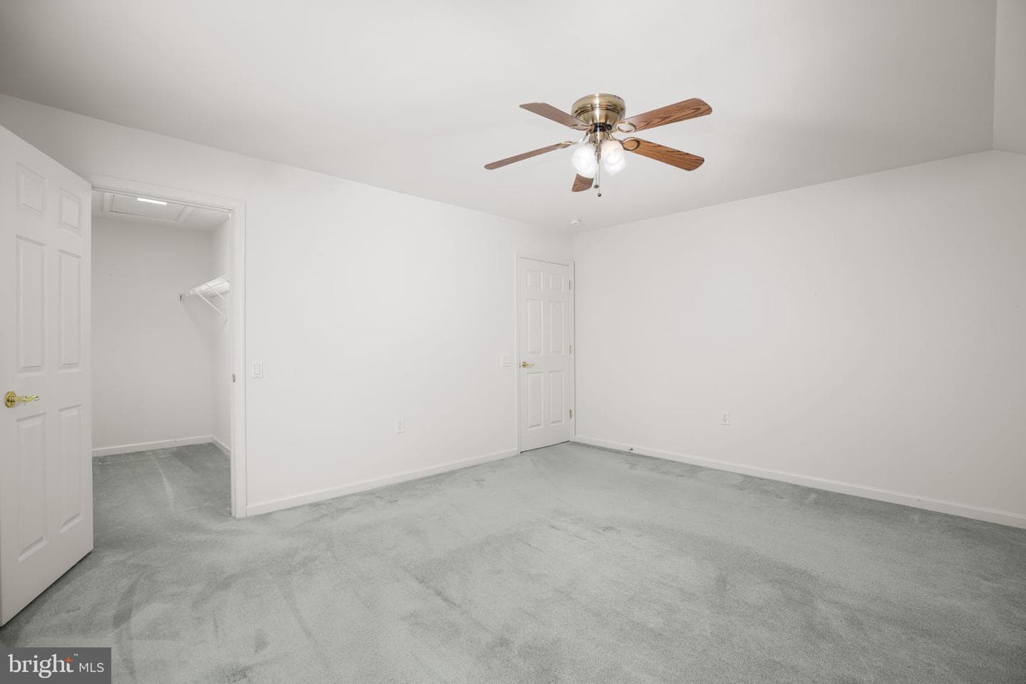 164 Bridgewater Circle photo 40