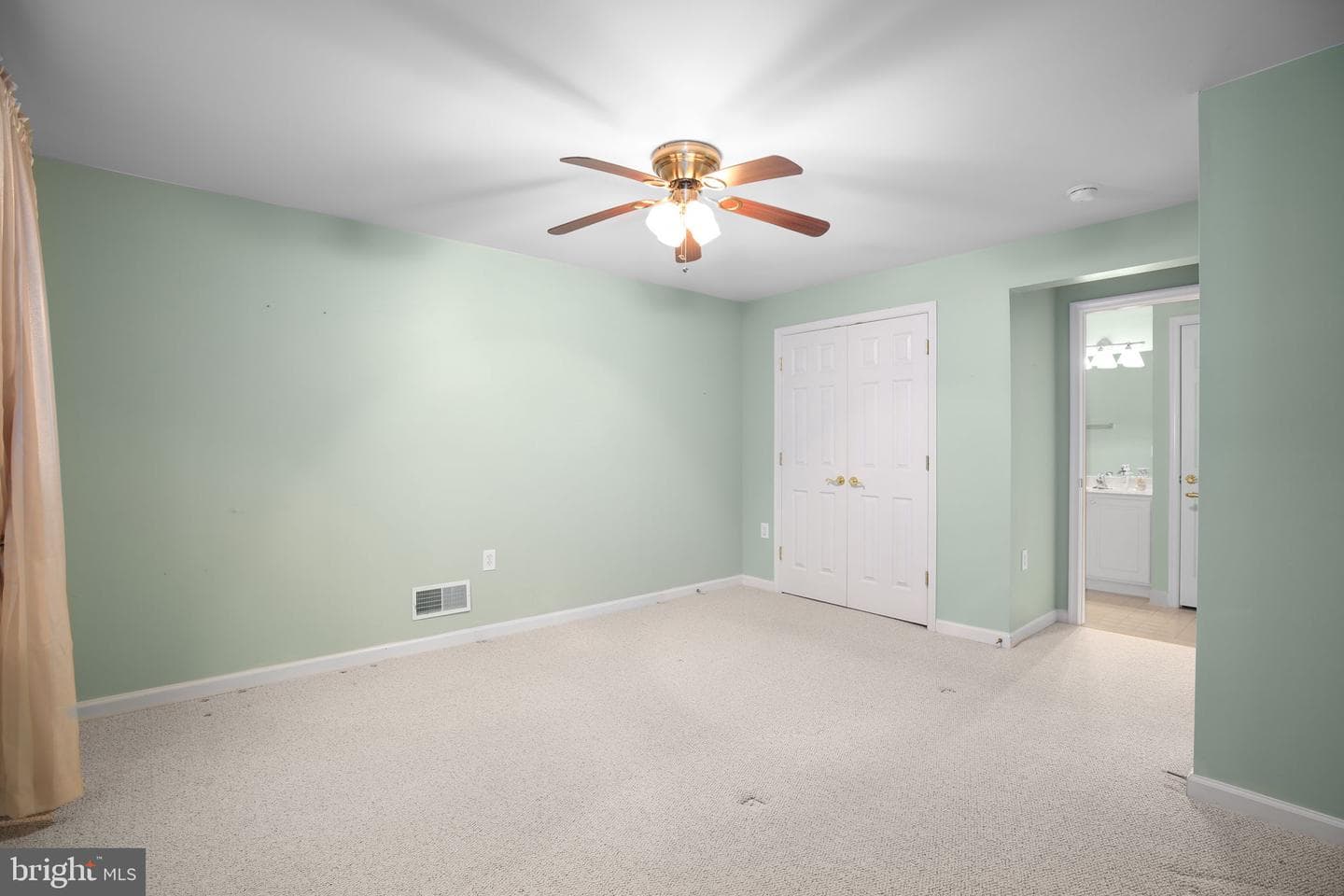 164 Bridgewater Circle photo 50