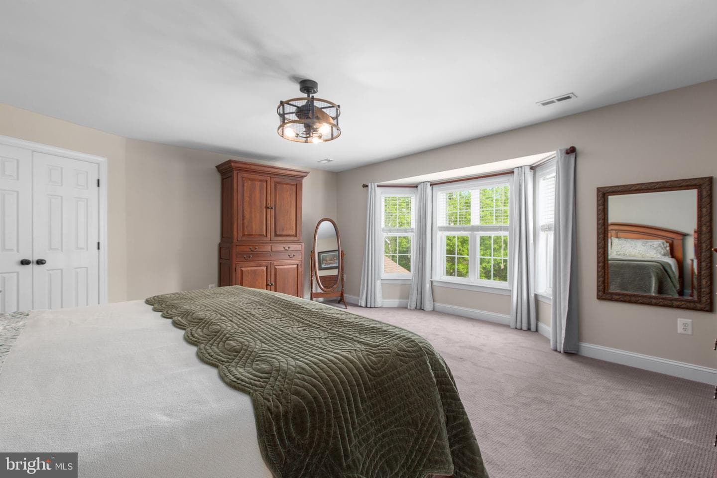 400 Gentle Breeze Circle photo 32