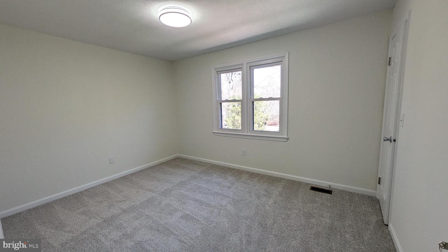 205 Admiral Cove photo 22