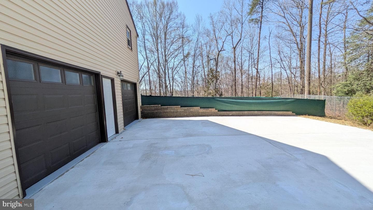 205 Admiral Cove photo 29