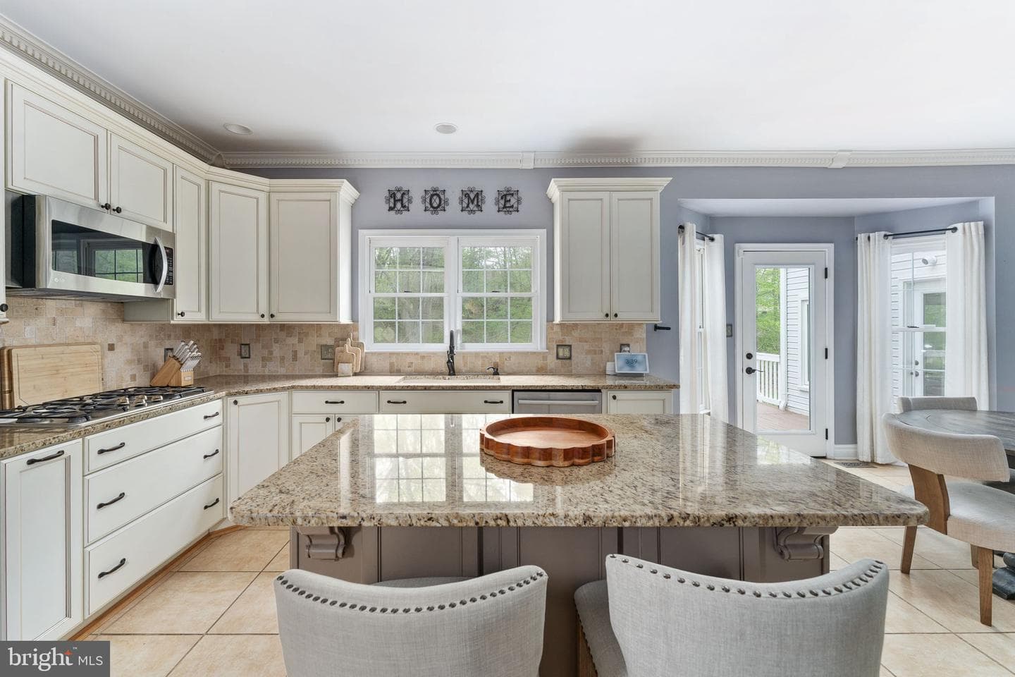 23 Evanshire Drive photo 38
