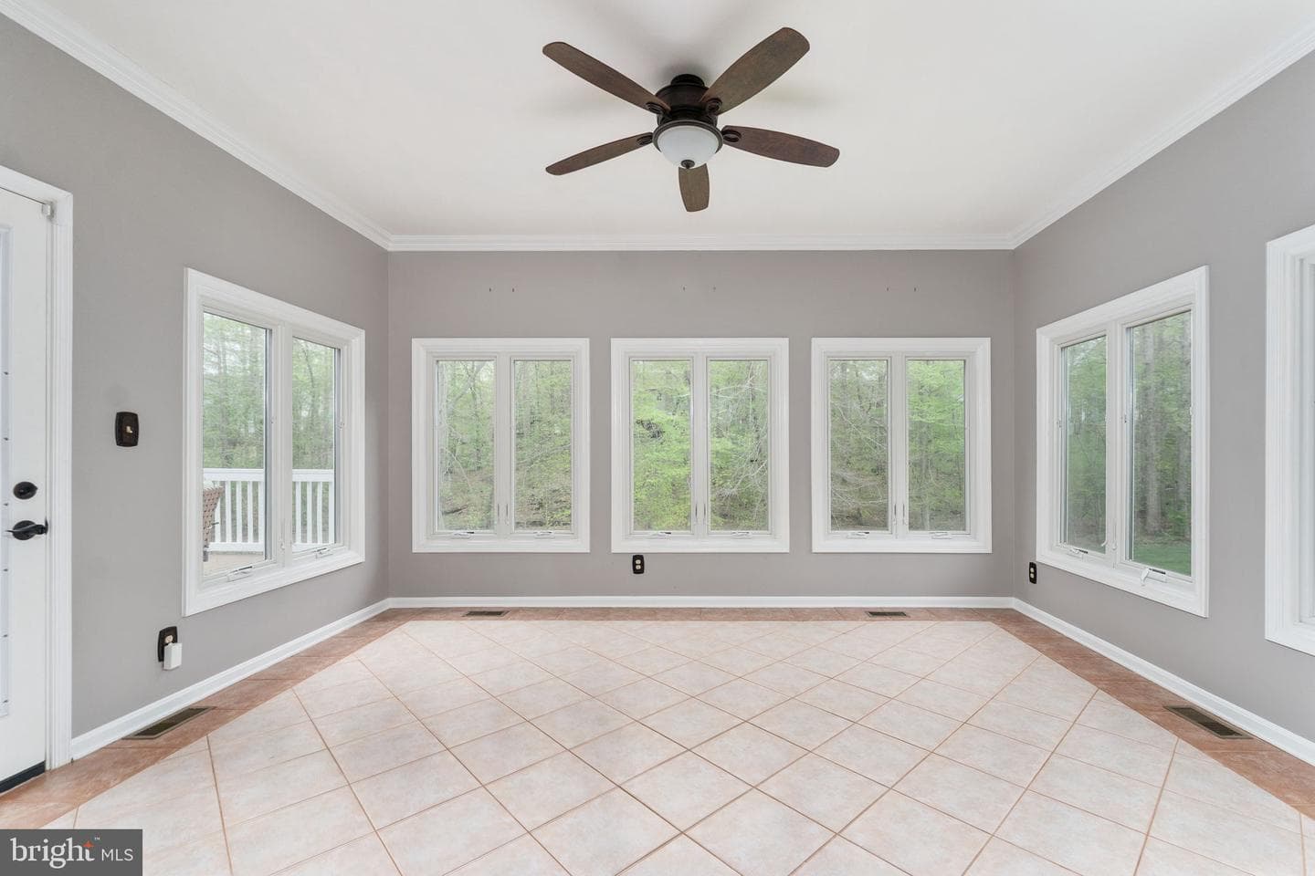 23 Evanshire Drive photo 51