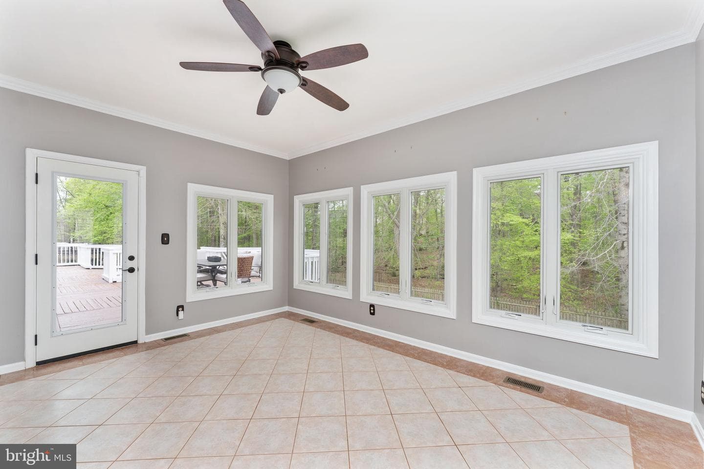 23 Evanshire Drive photo 52