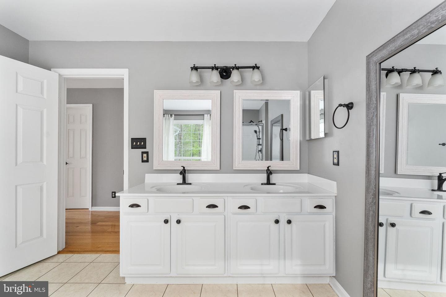 23 Evanshire Drive photo 83