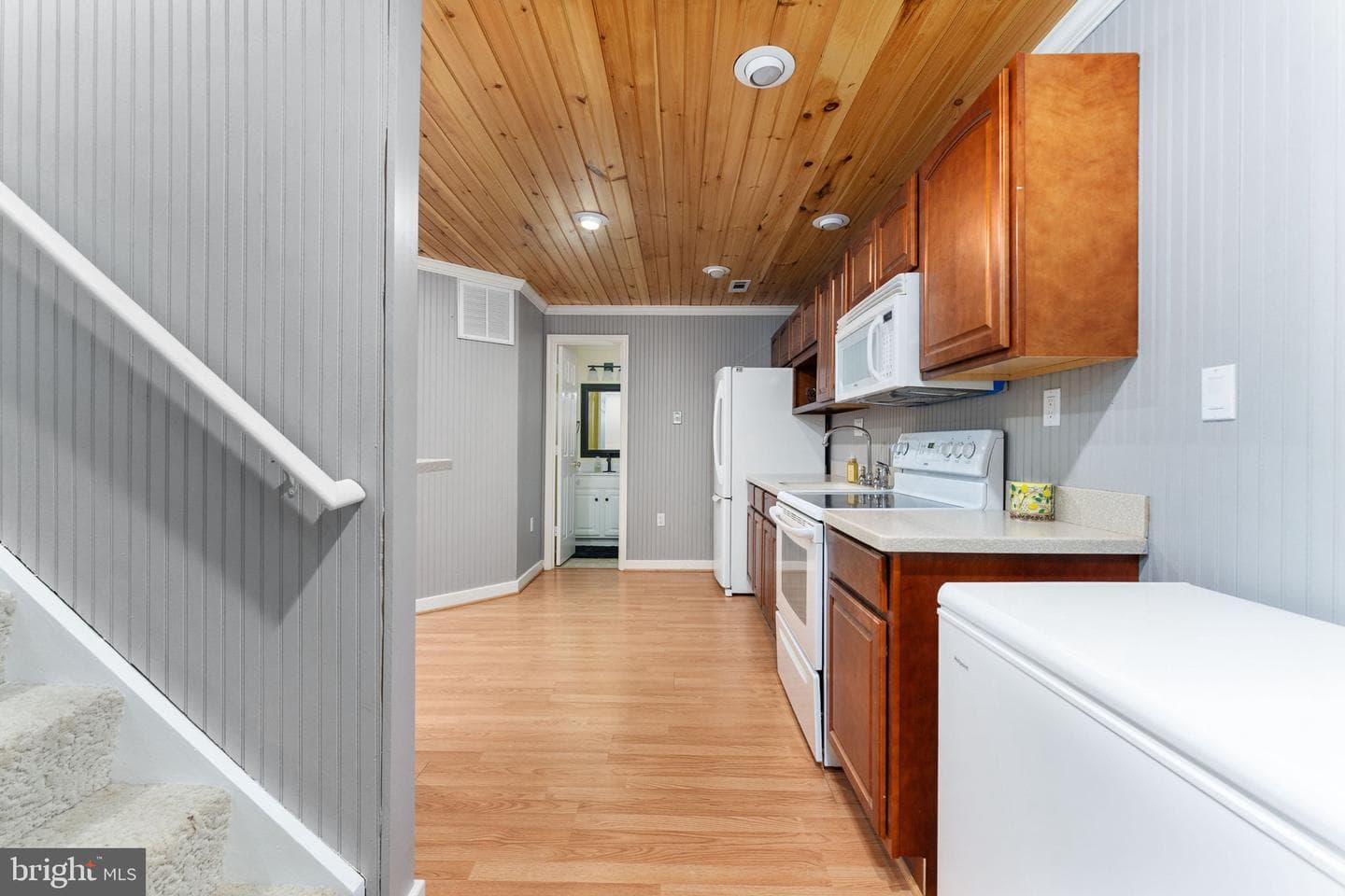 23 Evanshire Drive photo 85