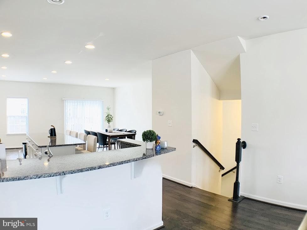 307 Streamview Drive photo 12
