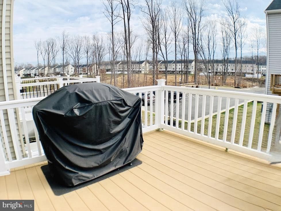 307 Streamview Drive photo 7